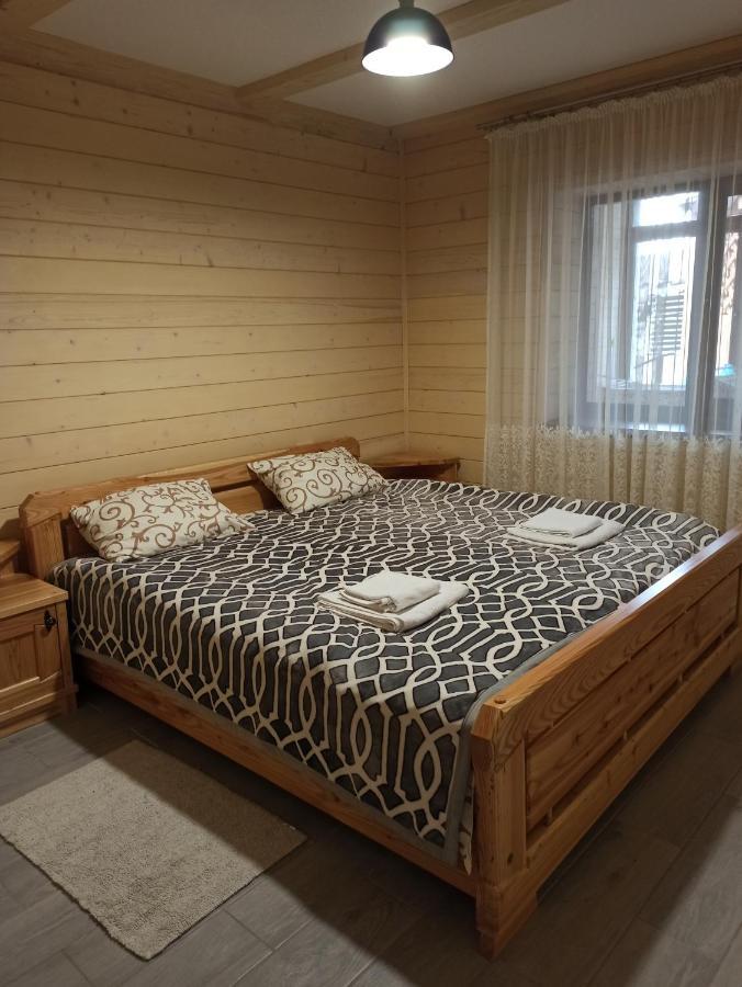 Brand New 2020 Specious Apartment Druzi 2 Poljanyzja Exterior foto