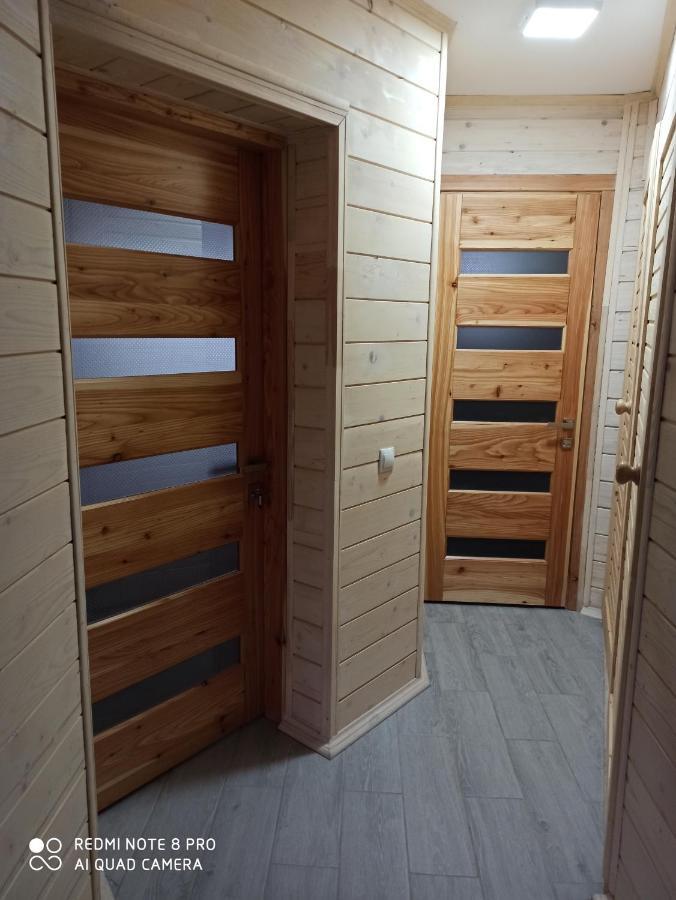 Brand New 2020 Specious Apartment Druzi 2 Poljanyzja Exterior foto