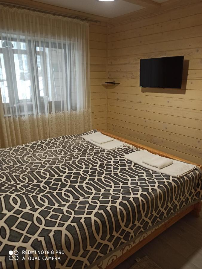Brand New 2020 Specious Apartment Druzi 2 Poljanyzja Exterior foto